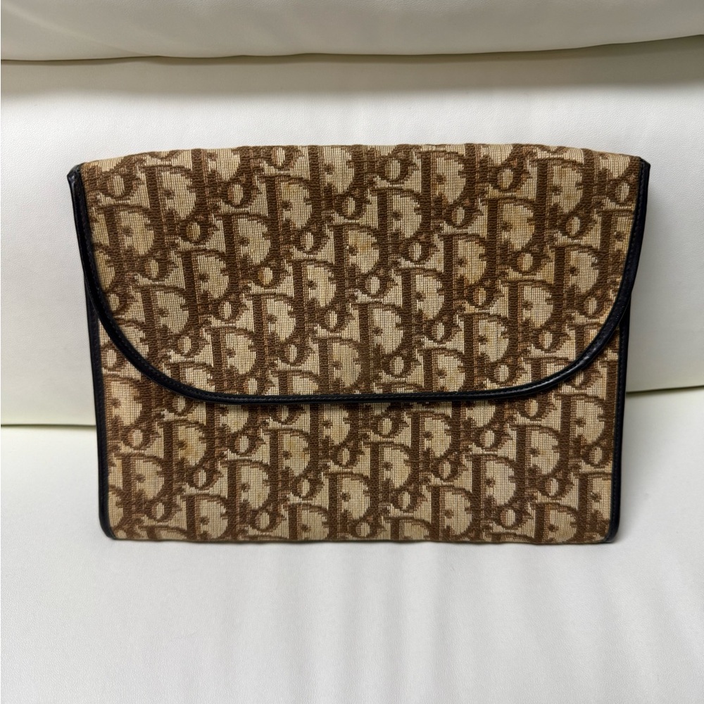 ❌SOLD❌Dior Clutch